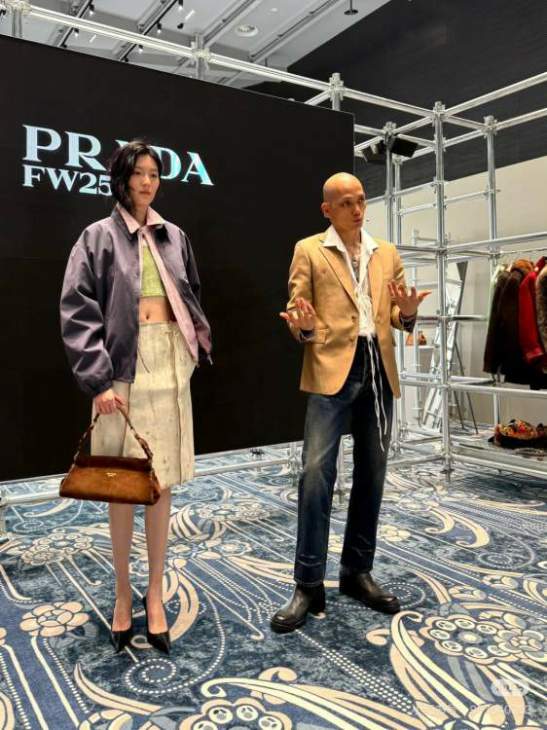 Picture of Prada Handbags _SKUfw221785684fw